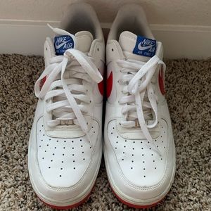 Air Force 1 “white university red”